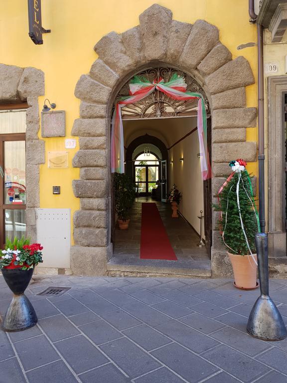 Hotel Urbano V Montefiascone Εξωτερικό φωτογραφία